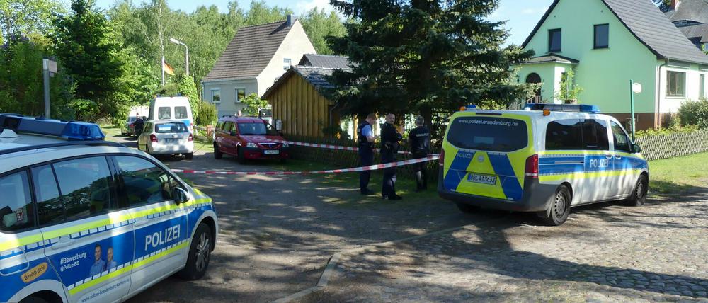 Die Polizei hat den Tatort abgesperrt.