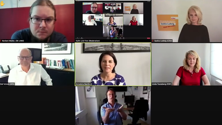 Screenshot des Jugendtalks mit Norbert Müller, Saskia Ludwig, Olaf Scholz, Annalena Baerbock und Linda Teuteberg (v.o.l.n.u.r.)