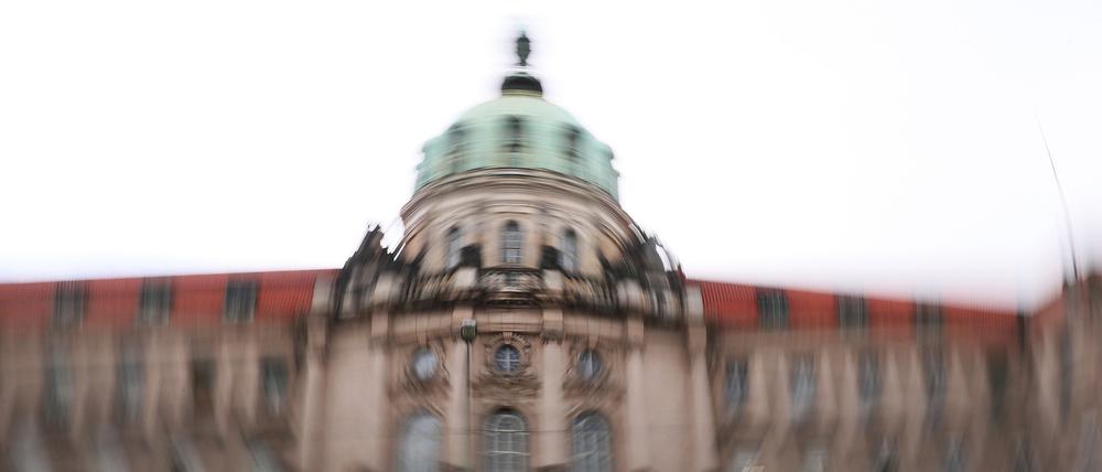 Das Potsdamer Rathaus in der Friedrich-Ebert-Straße.