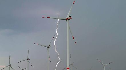 In Brandenburg drohen am Dienstag wieder Gewitter.