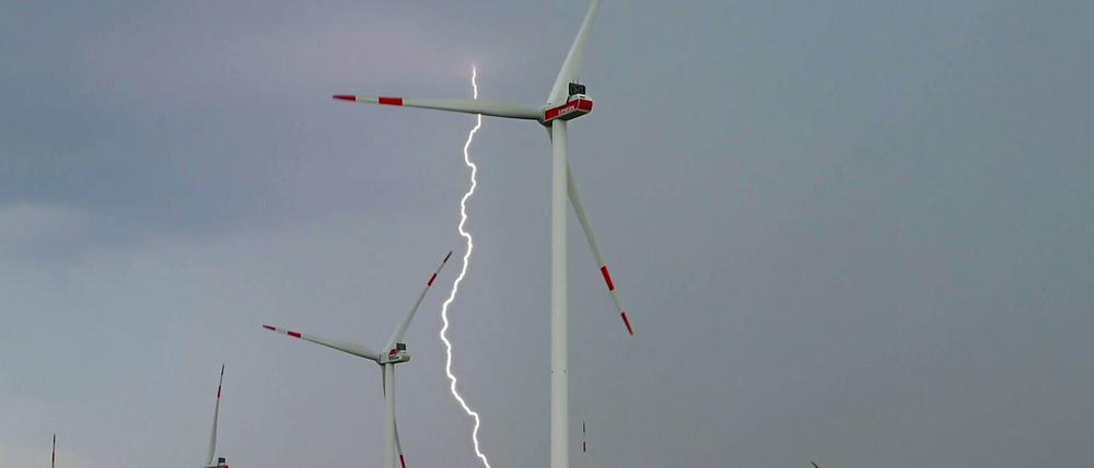 In Brandenburg drohen am Dienstag wieder Gewitter.