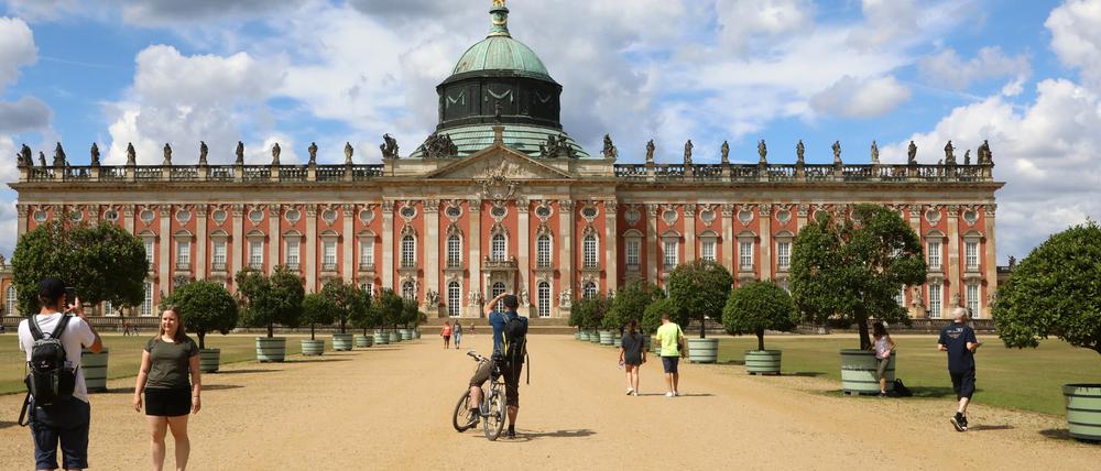Das Neue Palais: Privatpersonen dürfen frei über die Verwendung ihrer Fotos in den Welterbeparks entscheiden.