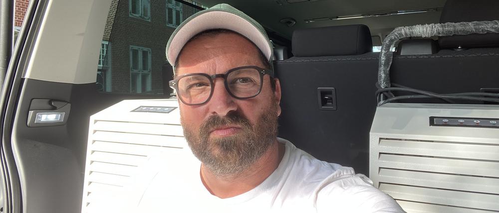 Der Potsdamer Sebastian Frenkel hilft den Opfern der Hochwasserkatastrophe und kauft Bautrockner.