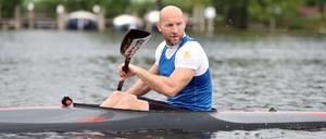 Der Kanute Ronald Rauhe beim Training auf der Havel am Sportpark Luftschiffhafen in Potsdam.