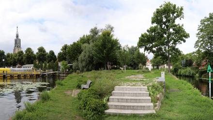 Verstecktes Idyll: Der Uferpark hinter der Kellertorwache.