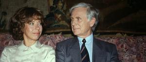 Loriot in einer Szene mit seiner Dauer-Filmpartnerin Evelyn Hamann. 