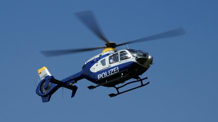 Auch ein Hubschrauber kam zum Einsatz (Archivbild).