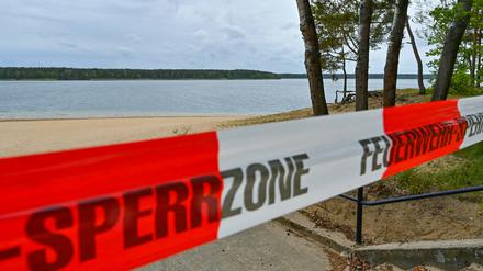 Der Helenesee bleibt aus Sicherheitsgründen komplett gesperrt.