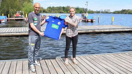 Rückkehrerin Isabel Kerschowski (hier mit Trainer Sofian Chahed) soll das Team als Kapitänin anführen.