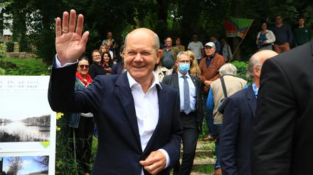 Olaf Scholz kam am Sonntag an den Griebnitzsee.