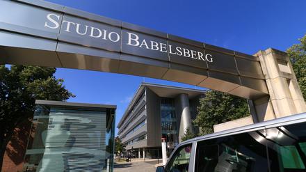 Tor am Eingang zum Studio Babelsberg.