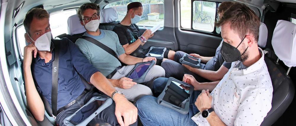 Die Insassen sind bereit für den Test.