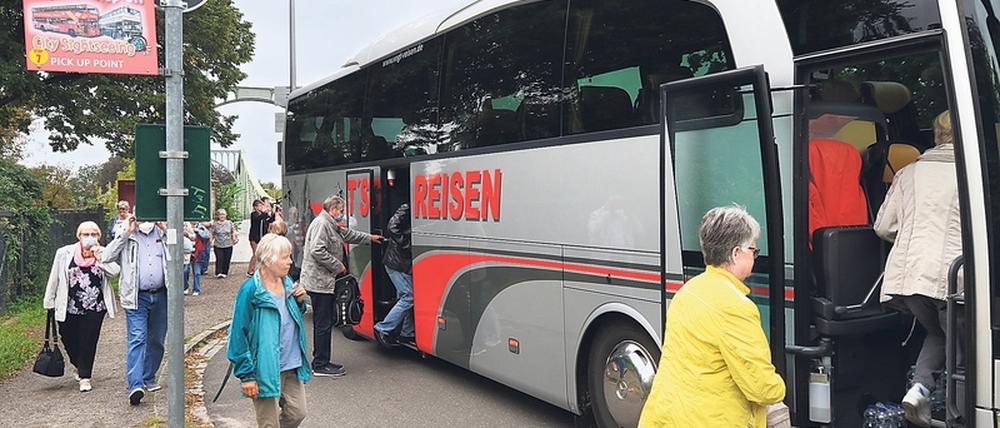 Bisher ist die Glienicker Brücke als Sammelpunkt gefragt.