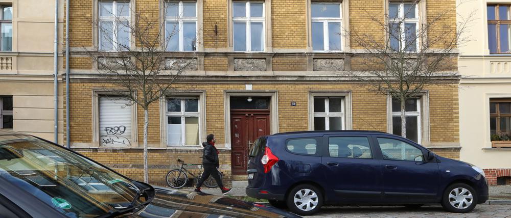 Das Mehrfamilienhaus in der Wollestraße 52 in Babelsberg.