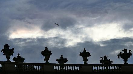 Wegen der Unwetterlage bleiben die Schlösser und Parks in Potsdam am Donnerstag geschlossen.