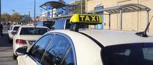 Der Taxistand am Potsdamer Hauptbahnhof.