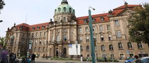 Potsdams Rathaus: Nun wird der neue Kommunalhaushalt 2022 debattiert