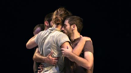 "One more thing" von Adi Boutrous (r.) feierte bei den Potsdamer Tanztagen 2021 Deutschlandpremiere.