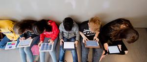 So kann Unterricht mit iPads aussehen. (Symbolbild)