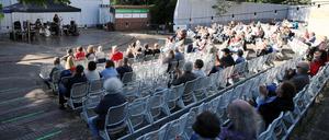 Die Inselbühne auf der Freundschaftsinsel Potsdam - hier fanden im Sommer zahlreiche Kulturveranstaltungen statt.