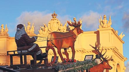 Der Weihnachtsmarkt auf dem Potsdamer Luisenplatz soll kurz nach der Eröffnung schon wieder schließen.
