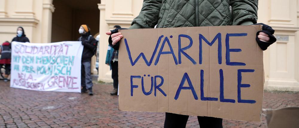 Anlässlich des "Internationalen Tages der Migrant:innen" wurde am Samstag in Potsdam protestiert.