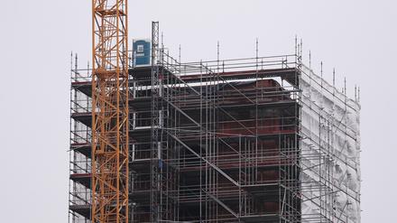 Der Turm der Garnisonkirche ist derzeit 56 Meter hoch.