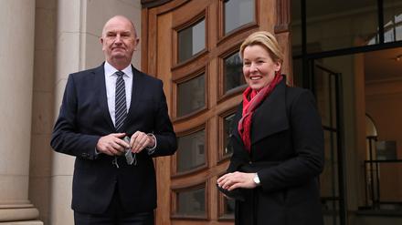 Dietmar Woidke hat am Montag Berlins neue Regierende Bürgermeisterin Franziska Giffey empfangen.