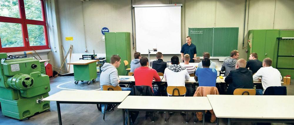 Viele Auszubildende verlassen die Berufsschule ohne Abschluss.