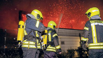 Die 2015 in Brand gesetzte Turnhalle war als Notunterkunft für Flüchtlinge geplant.