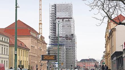 Streitort. Die Baustelle für den Garnisonkirchturm an der Breiten Straße.