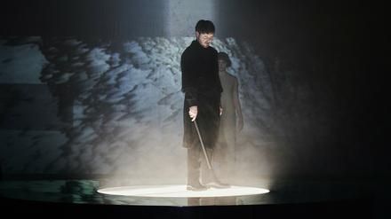Christoph Mehlers Inszenierung von "Michael Kohlhaas" mit Arne Lenk in der Titelrolle im Hans Otto Theater.