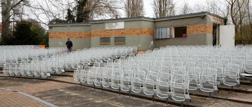 Die denkmalgeschützte Inselbühne auf der Potsdamer Freundschaftsinsel.