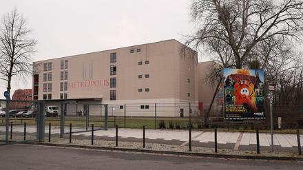 Die Metropolishalle wird noch vor Ostern zum Flüchtlingsheim
