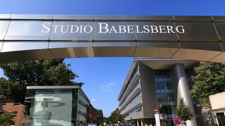 Tor am Eingang zum Studio Babelsberg.