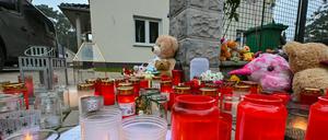 Zur Kriminalität von rechts gehört laut Ministerium auch der gewaltsame Tod einer fünfköpfigen Familie aus Königs Wusterhausen.