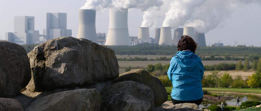 Bleiben oder gehen? In der Lausitz stehen viele Frauen vor dieser Entscheidung. 