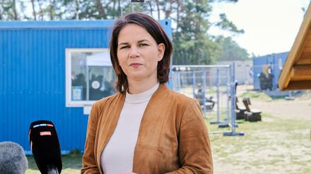 Annalena Baerbock (Grüne) besuchte am Montag die Erstaufnahmeeinrichtung in Eisenhüttenstadt.