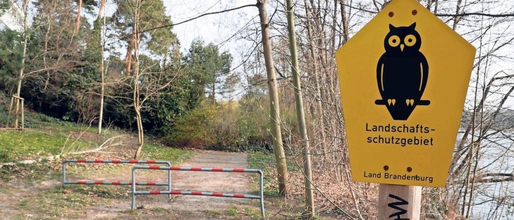 Abgesperrt. Der Uferweg am See ist seit Jahren blockiert.