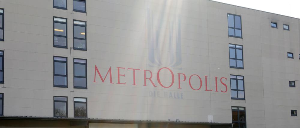Metropolishalle in Potsdam wird Flüchtlingsunterkunft für Ukrainer.