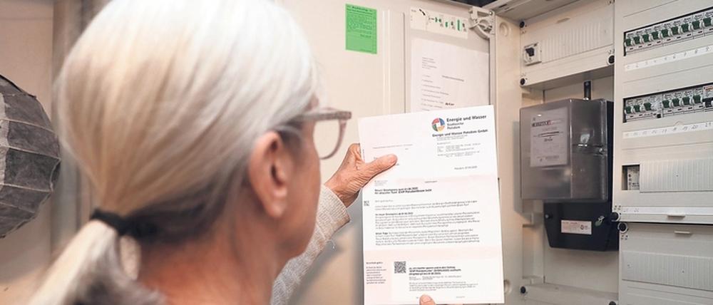 Der heimische Energieversorger bittet seine Kundinnen und Kunden deutlich stärker zur Kasse. 