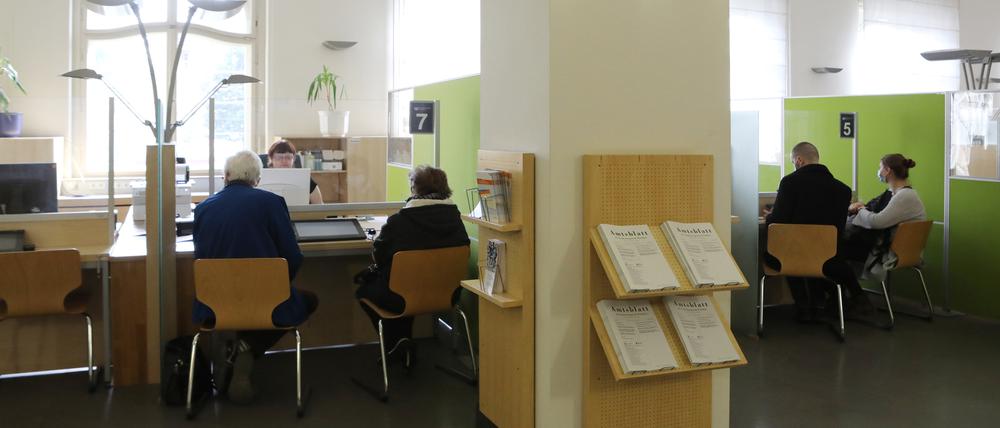Beim Potsdamer Bürgerservice hakt es weiterhin.