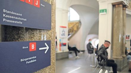 Die Stadt stärkt nach Kritik den Bürgerservice.