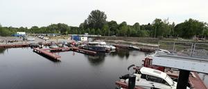 Der Teltower Hafen wird seit Jahren nicht fertig.