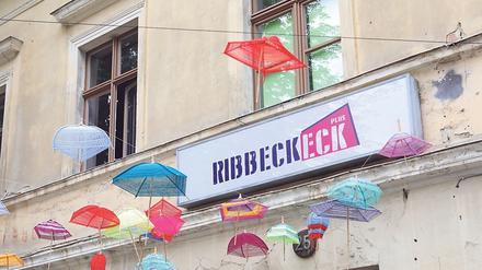 Die Jugendlichen vom Ribbeckeck haben den Eingang verschönert.