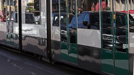 Die Trams rollen mittlerweile wieder (Symbolbild).