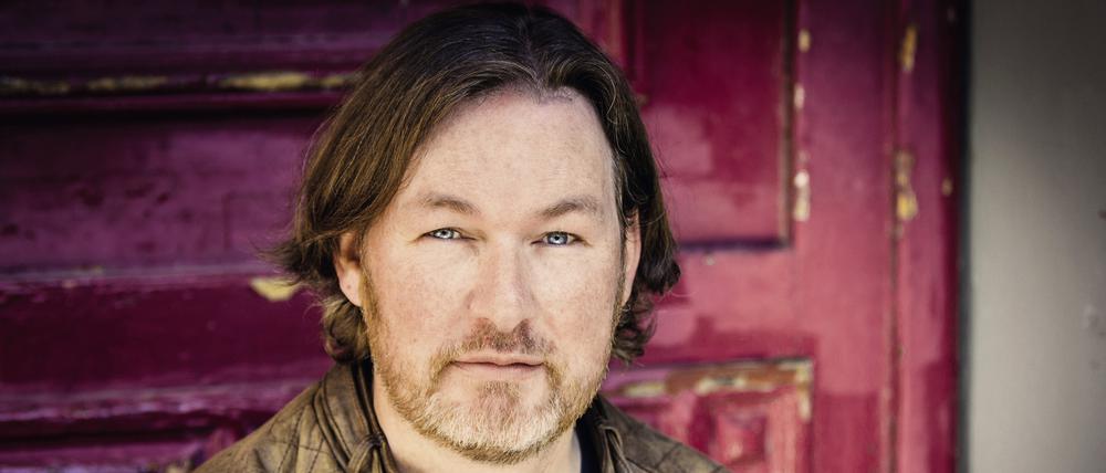 Sven Stricker ist Autor von Romanen, Drehbüchern und Hörspielen - und Grimmepreisträger.