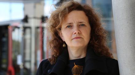 Die Schriftstellerin Julia Schoch am Hans Otto Theater, wo sie am 2. Juli ihre Grundsatzrede halten wird.