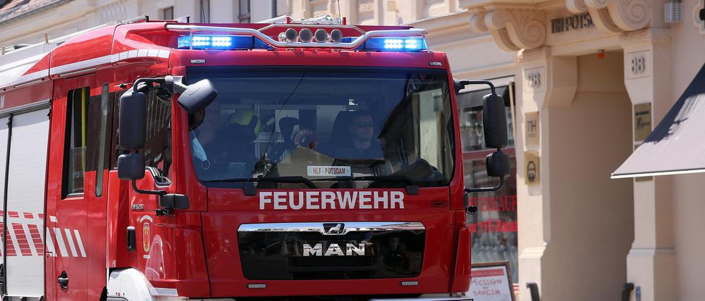 Feuerwehrfahrzeug im Einsatz. (Symbolfoto)