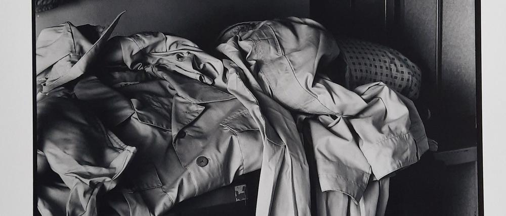 Manfred Paul fotografierte 1990 im Potsdamer Stasigefängnis die Spuren ehemaliger Insassen.